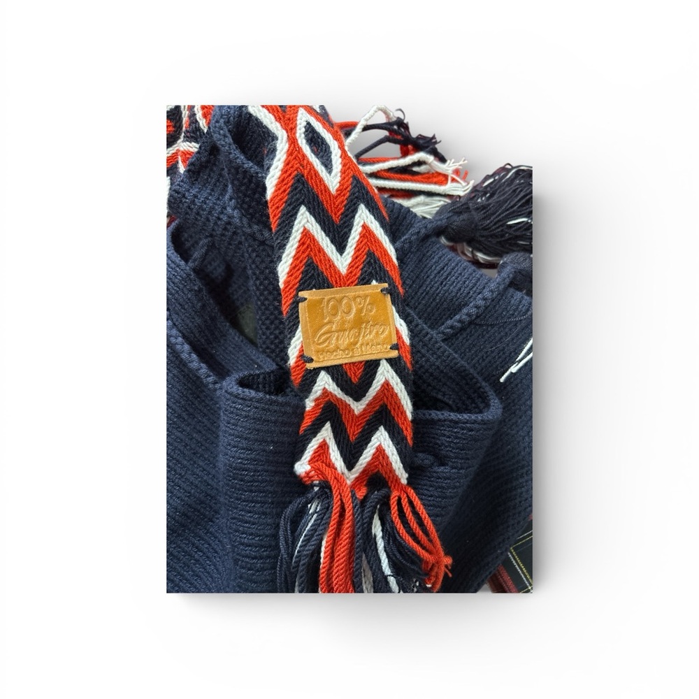 Stylish Navy Blue Woven Shoulder Bag - Picture 3 of 3